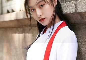 蜜桃社 – 铃木穿旗袍，私房美图看得我心里乱乱的，图就图，别那么撩啊！