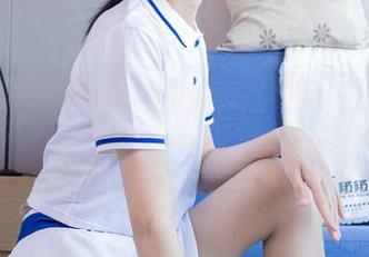 袜啵啵 – 稚予和她的奶油蛋糕，私拍很火，但是不是表面上看起来太甜了？
