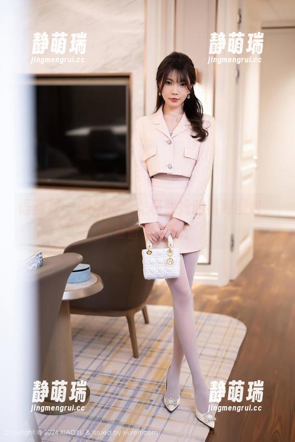 语画界 - 眼镜加身，杨紫嫣的福利图包，你准备好了吗？