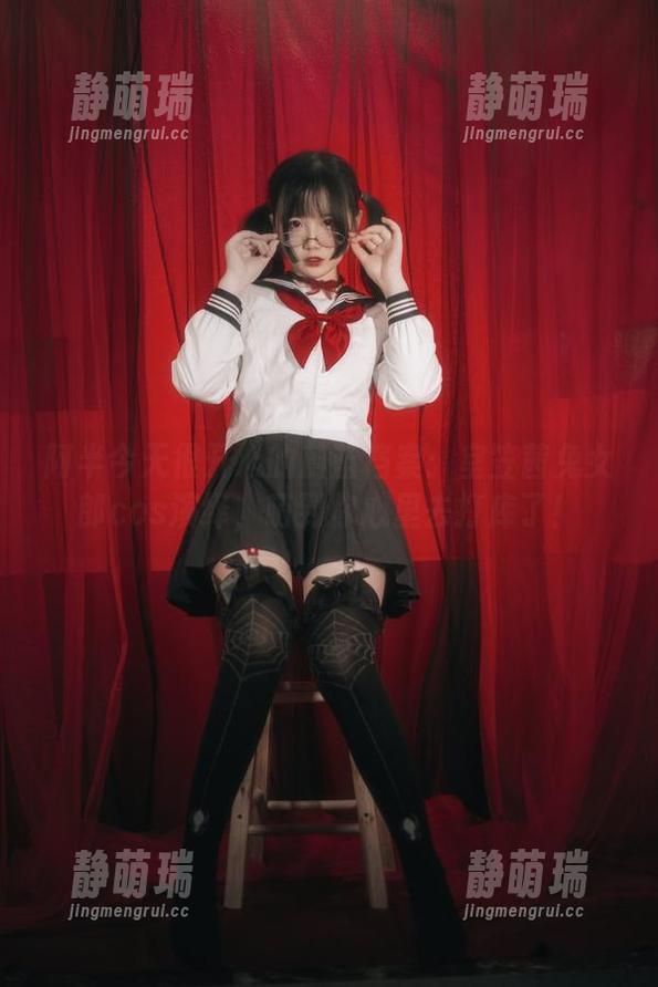 阿半今天很开心的蔚蓝档案：室笠茜兔女郎cos演绎，萌到你心里去打库了！