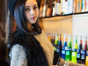 青豆客 – 准备好迎接林熙儿红裙合集的热度吧，这可不是温吞水。