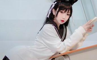 鬼畜瑶在不在w的比基尼写真，精选中的一抹美，这形状…哎呀！