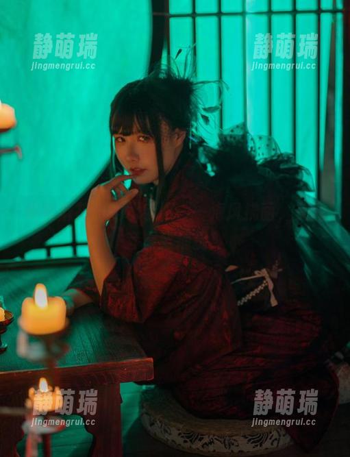 麻花麻花酱的水手服——海风拂面，美图套图全捕捉！