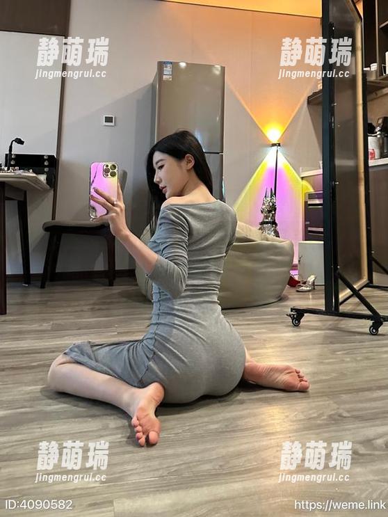 微密圈 - 期待黎允熙的瑜伽兼具美图与更新，真有种想偷偷练习的冲动！